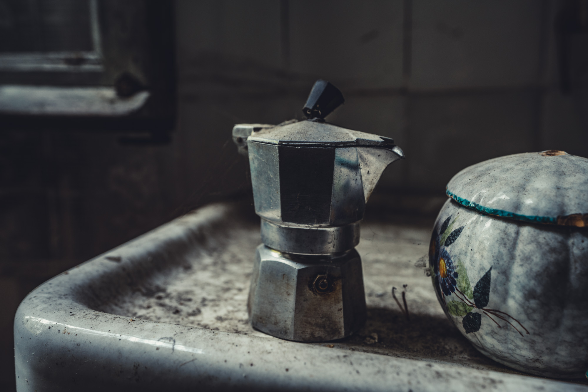 ITALY: ABANDONED